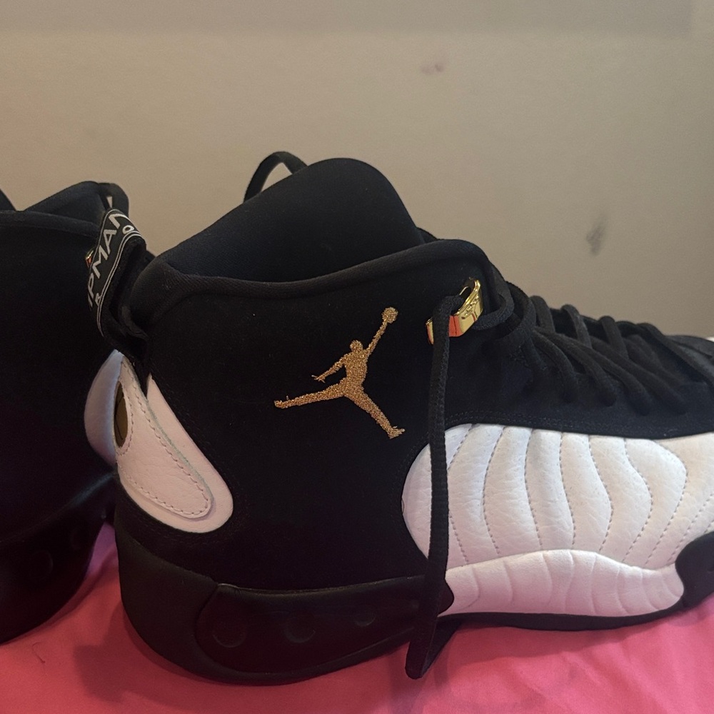 Jordan Black and White Sneakers with Gold Accents - Picture 5 of 7